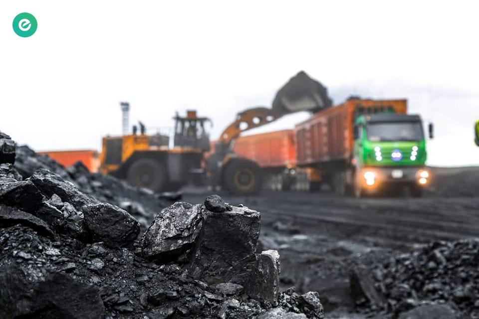 Хятад улс 2023 оны эцэс хүртэл нүүрсний импортын татвараа тэглэв