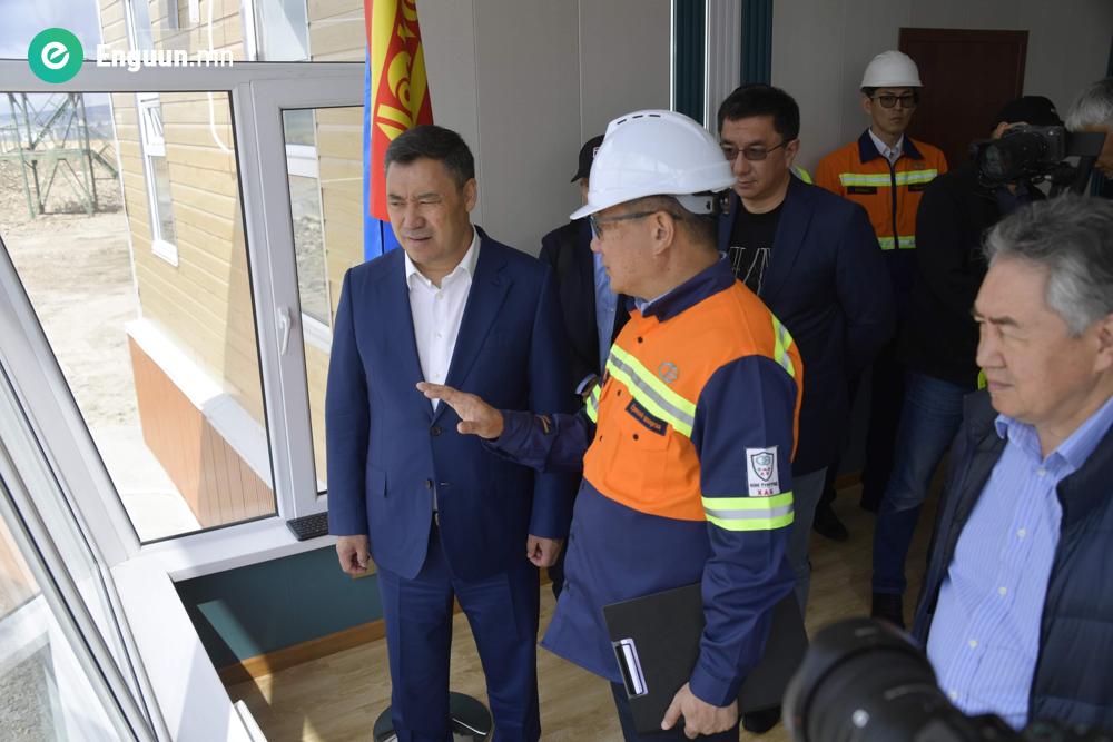 Бүгд Найрамдах Киргиз Улсын Ерөнхийлөгч С.Н.Жапаров ЭРДЭНЭТ үйлдвэртэй танилцлаа