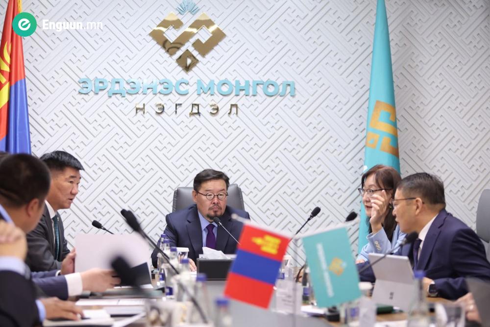 Улсын төсөвт 1.6 их наяд төгрөгийн татвар төвлөрүүлээд байна